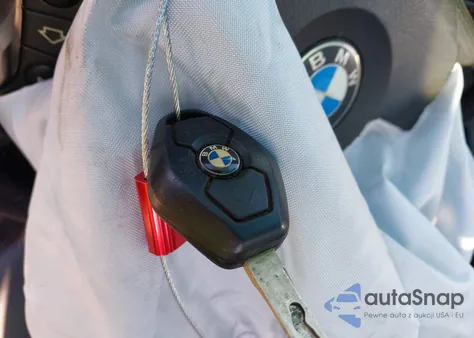 2002 BMW 325 из США, поврежденный, VIN WBAEU33442PH85336